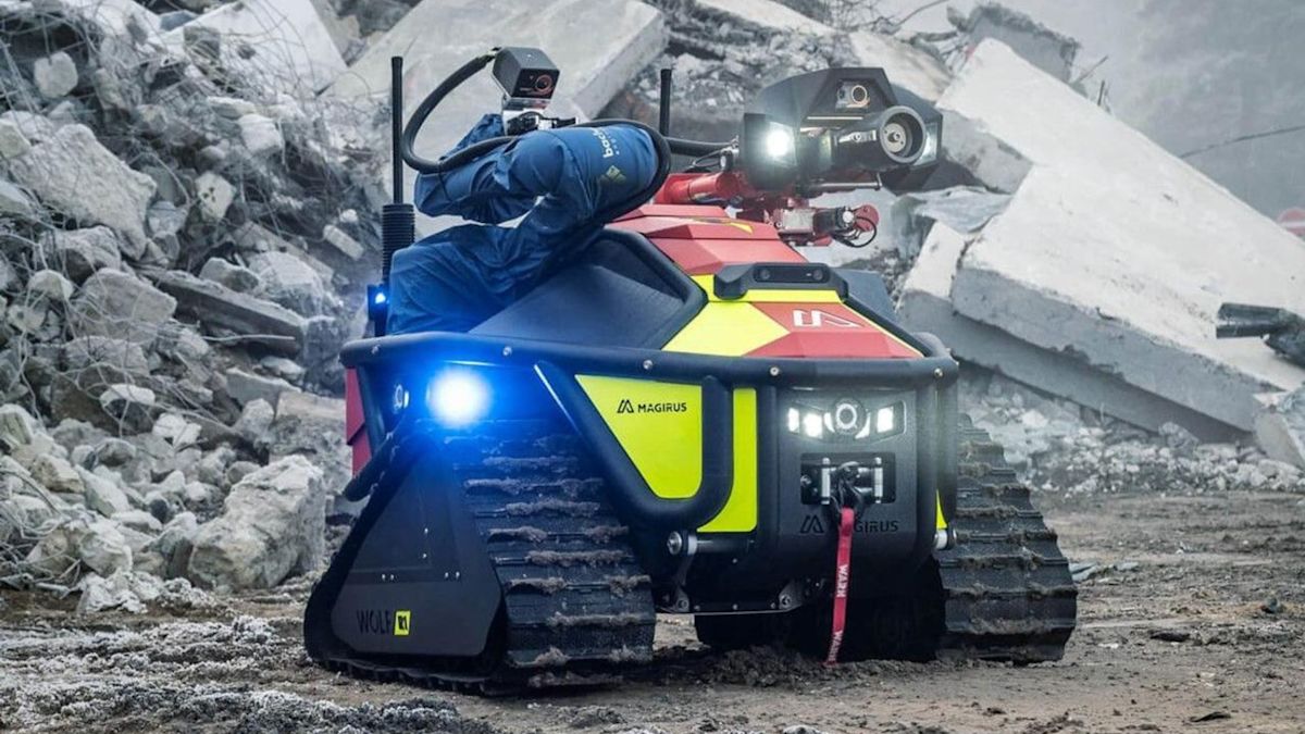 German Firefighting Robots Are Now Battling Blazes in Ukraine