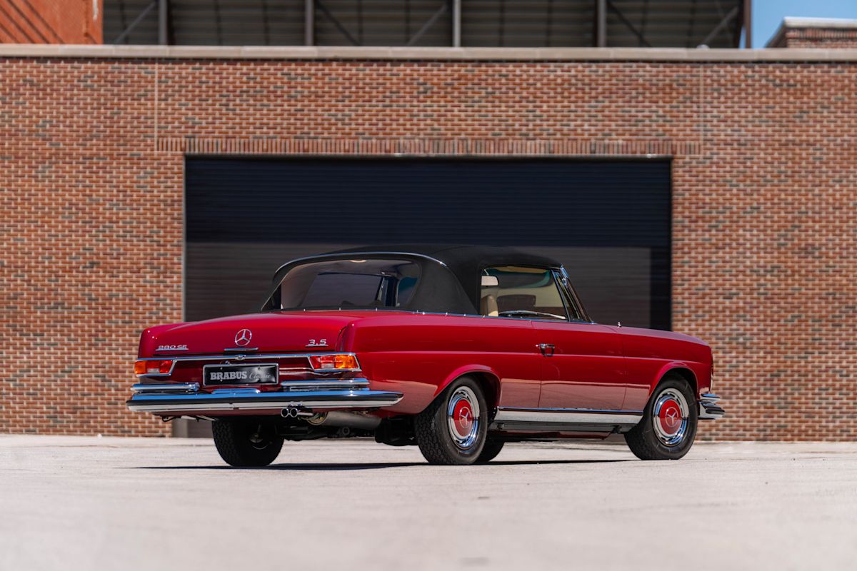 BRABUS-Restored 1971 Mercedes-Benz 280 SE 3.5 Cabriolet Is for Sale on Mecum's Monterey Auction