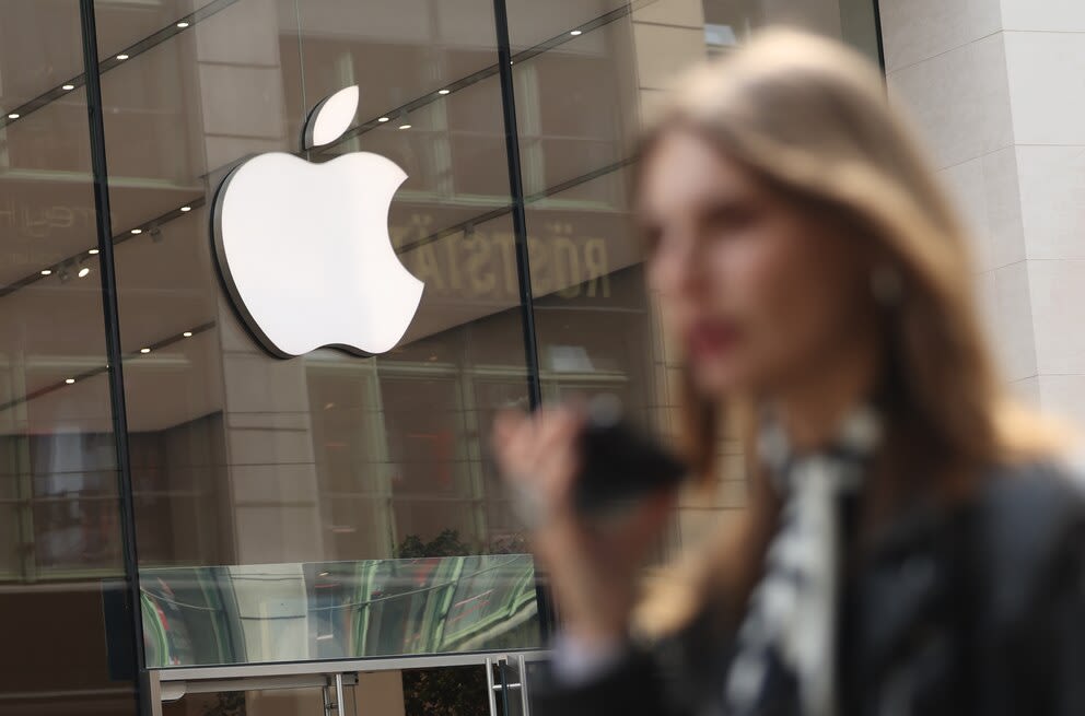 Germany Left Out of Initial Release of New Foldable iPhone