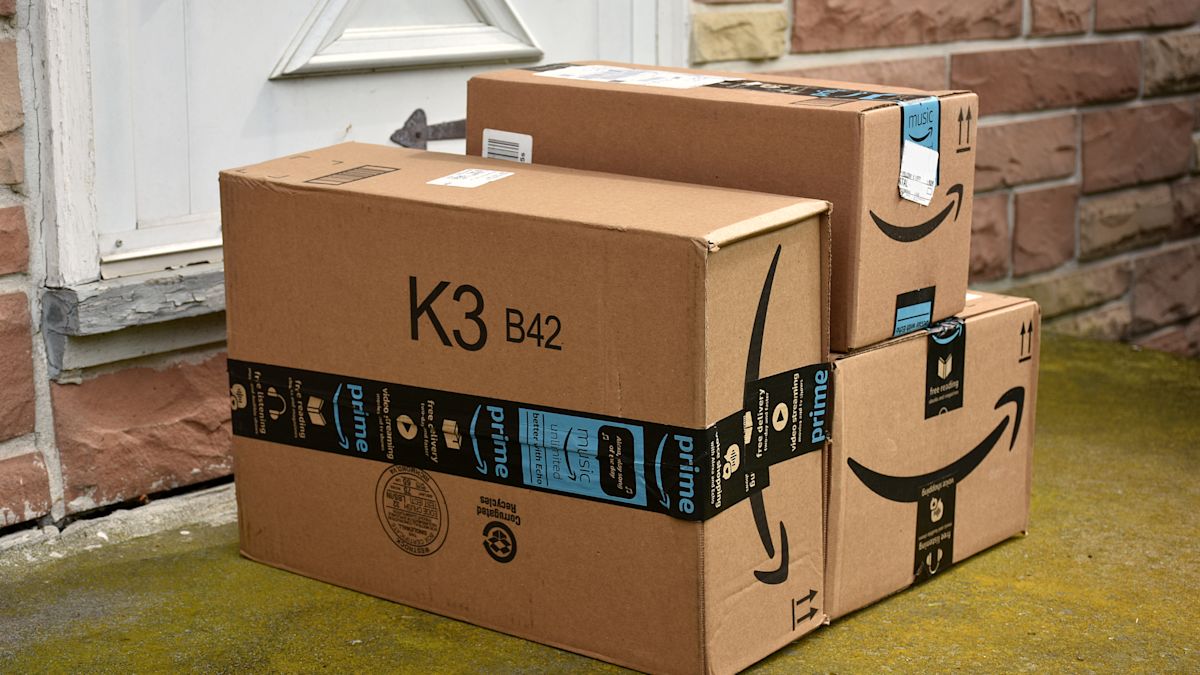 The best Amazon deals this weekend include up to 70% off Hanes, Dyson, Adidas and more