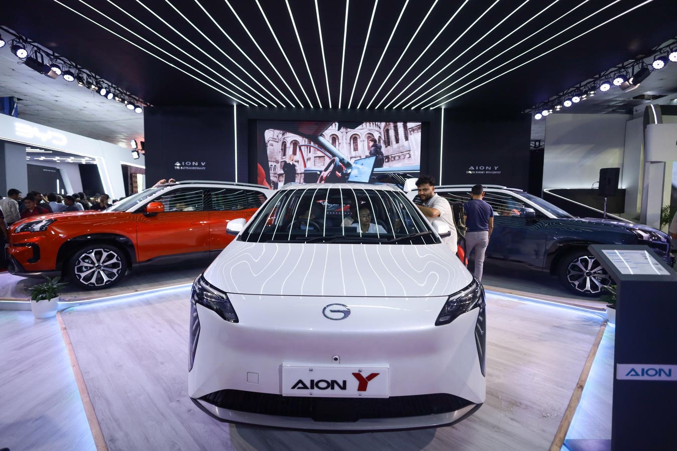 German Automakers In The Crosshairs As Chinese Momentum Grows