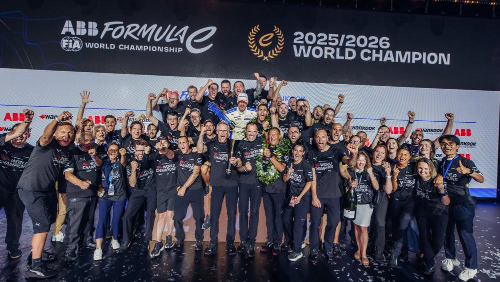 Wehrlein, Porsche Celebrate Formula E Title