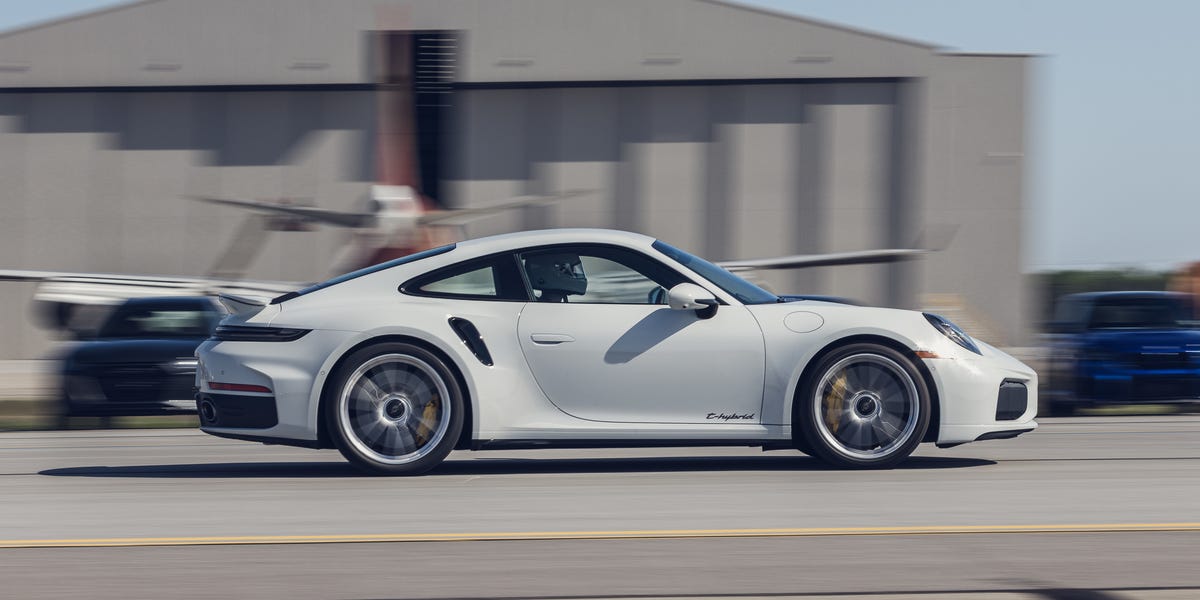 Porsche 911 Turbo S at the 0–150–0-MPH Speed Test 2026