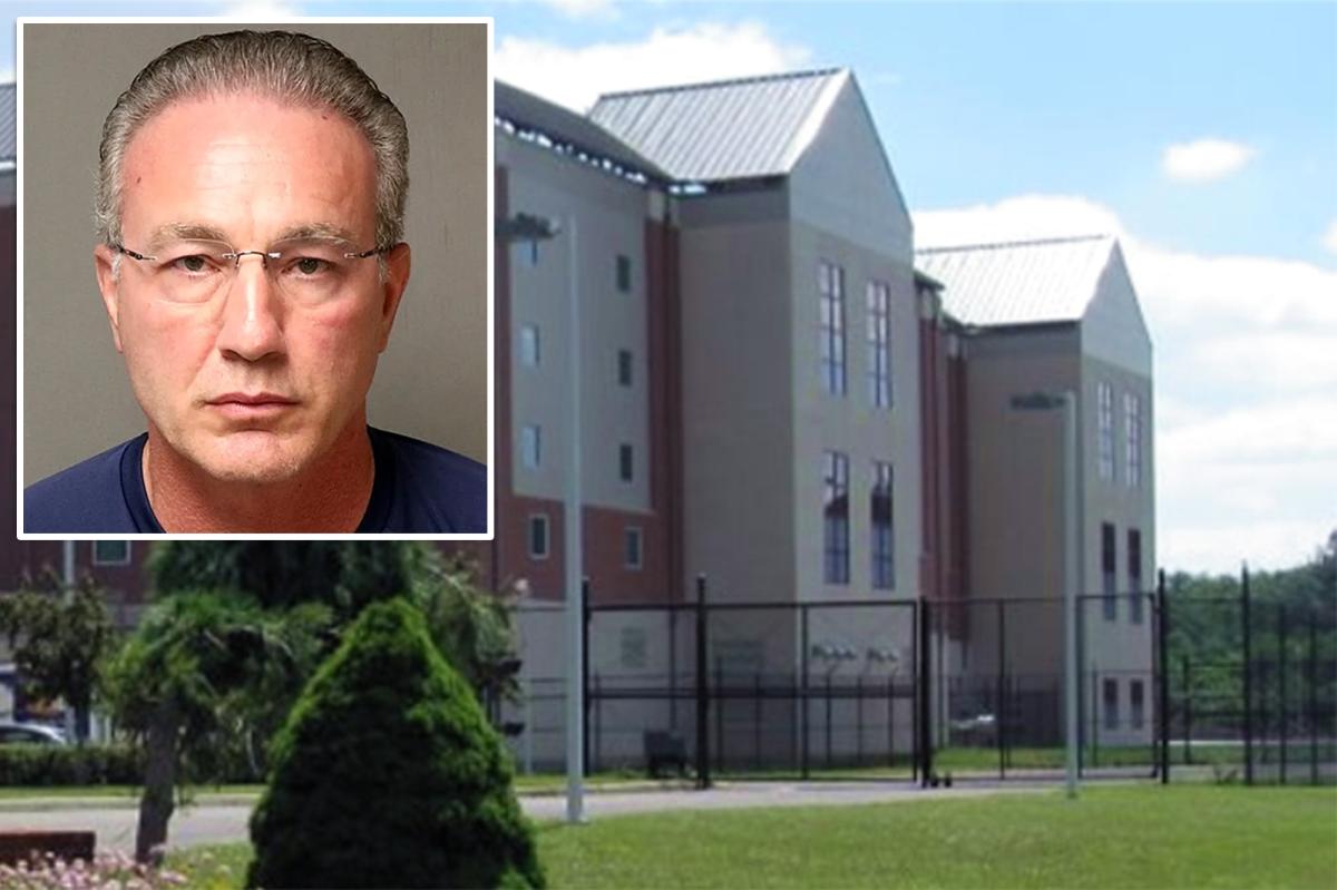 North Carolina doctor Richard Arriviello accused of shooting 2 sisters in alleged interstate road rage attack