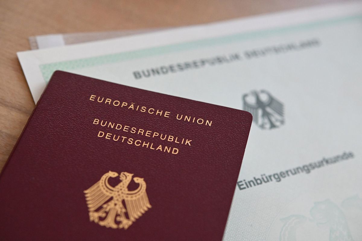 Germany probes 32 over fake Nazi victim ancestry claims