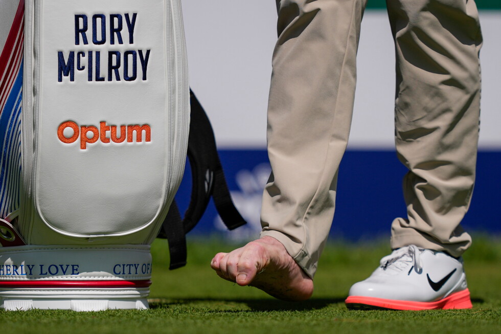 Rory McIlroy cuts practice short at the PGA with a blister