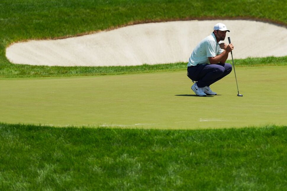 Golf-Scheffler Hunts for History at Tricky Shinnecock Hills