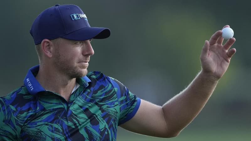 Ryder Cup hopeful Wallace makes move with course record