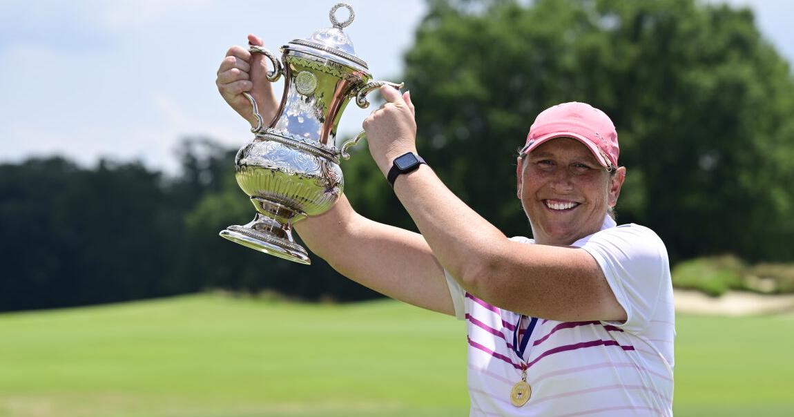 Bishop Dwenger's Kim Moore vies for U.S. Adaptive Open title | Golf