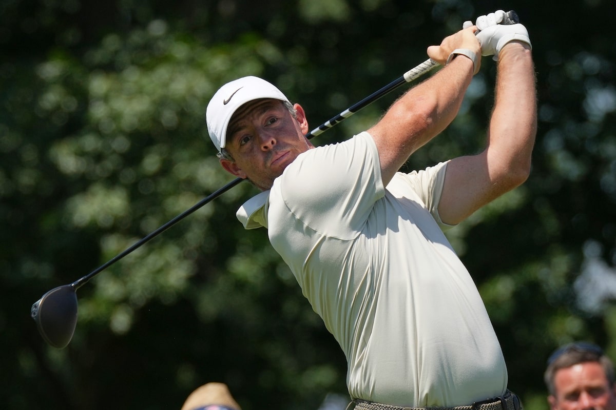 McIlroy makes quick turnaround for five-way share of lead at BMW championship