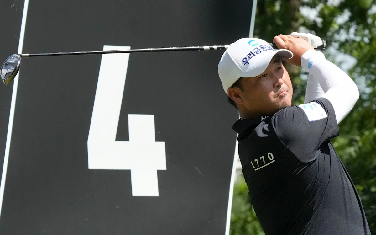 Richard T. Lee leads after Day 2 of LIV Golf Indy; hopes to have a surprise for his wife