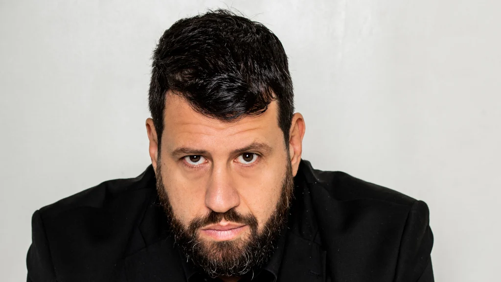 Puzsér Róbert publicista