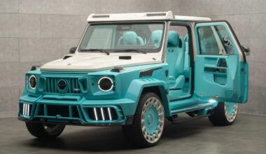 Autó: Fordítva nyíló ajtókkal támad a nyitható tetős rövidített Mercedes G-osztály