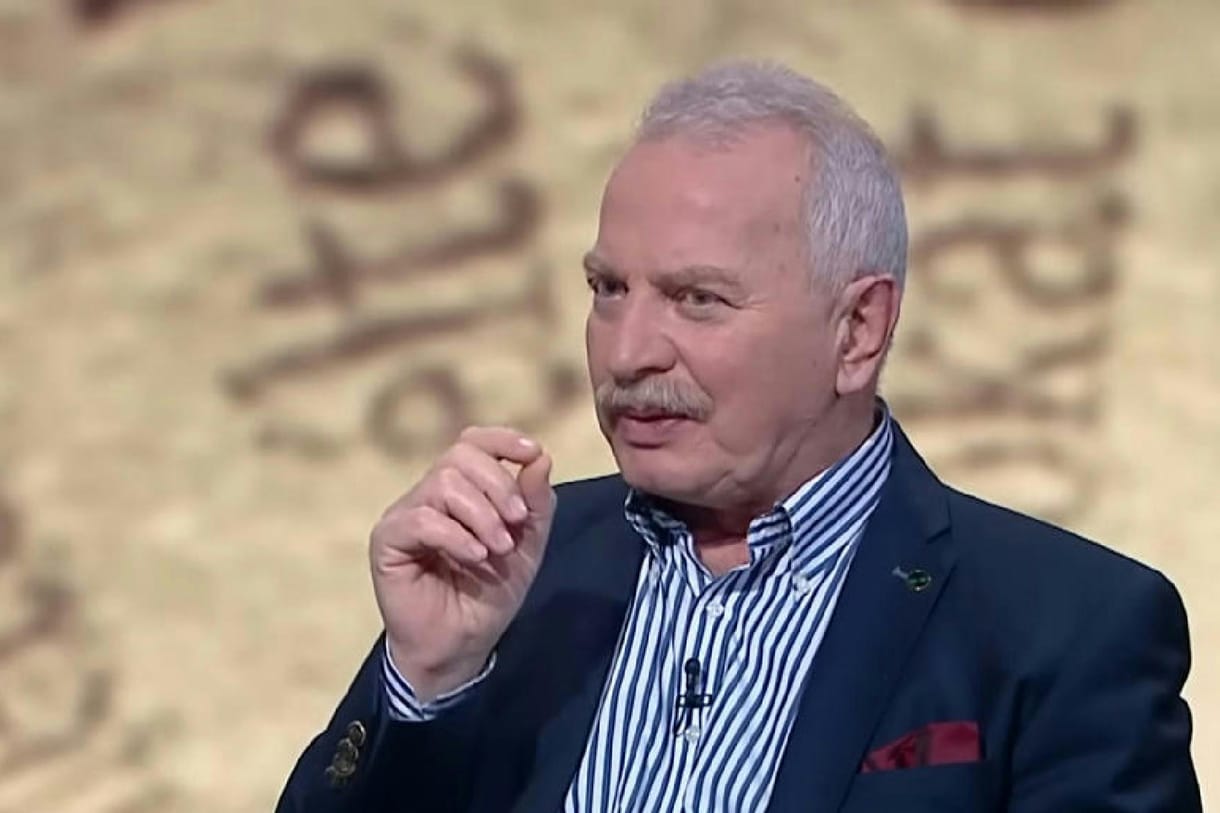 Menczer Tamásnak nem Balásy Gyulát kellene szidnia, hanem szembenéznie a saját szemétségeivel