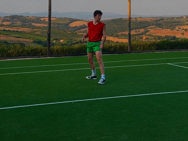 Cruz engaged in a host of sporty activities during the day