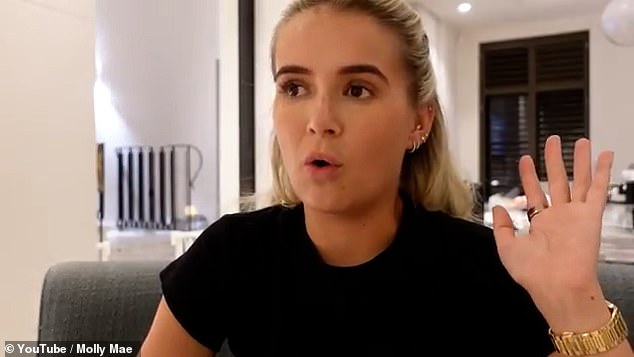 In the opening episode, filmed while the couple were still broken up, the pair appeared to still be civil for the sake of two-year-old daughter Bambi as they made a series of playful jibes aimed at one another