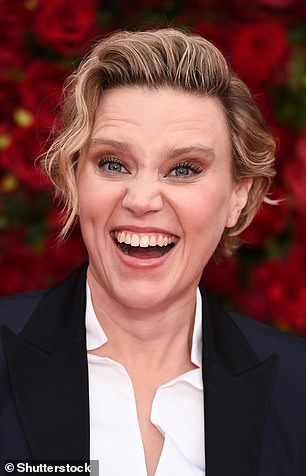 It appeared to be the night of dramatic facial expressions as Ncuti Gatwa and Kate McKinnon were seen looking surprised