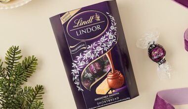 Encased in that signature silky-smooth milk chocolate shell, the new Lindor ball is filled with a rich, buttery centre infused with melt-in-the-mouth shortbread pieces