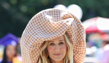 Sarah Jessica Parker Picked Out Carrie Bradshaw’s Giant Hat