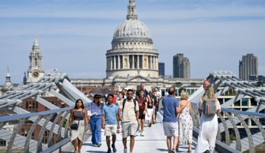 The British pound’s ‘bizarre behavior’ is dividing market watchers