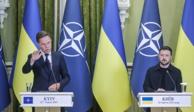 Zelenskyy and Rutte press for credible security guarantees for Ukraine – POLITICO