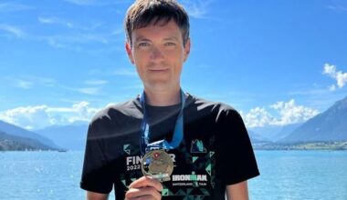 Jogger to the rescue after mother 'violently pushed' while walking with baby in pram