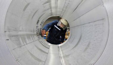 China economic indicators worsen under trade war pressure - Nikkei Asia
