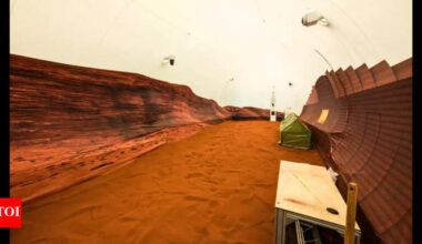 NASA locked them away for a year to test Mars simulation survival—what they did with a PS4 will stun you |