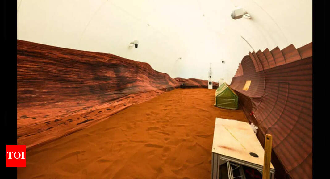NASA locked them away for a year to test Mars simulation survival—what they did with a PS4 will stun you |