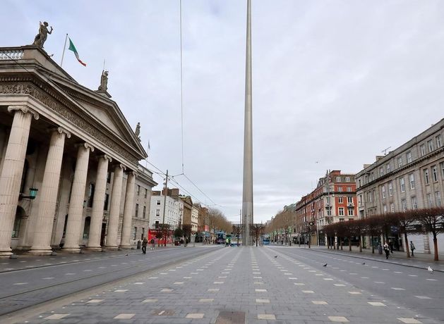 Man who was allegedly pushed by garda dies in hospital