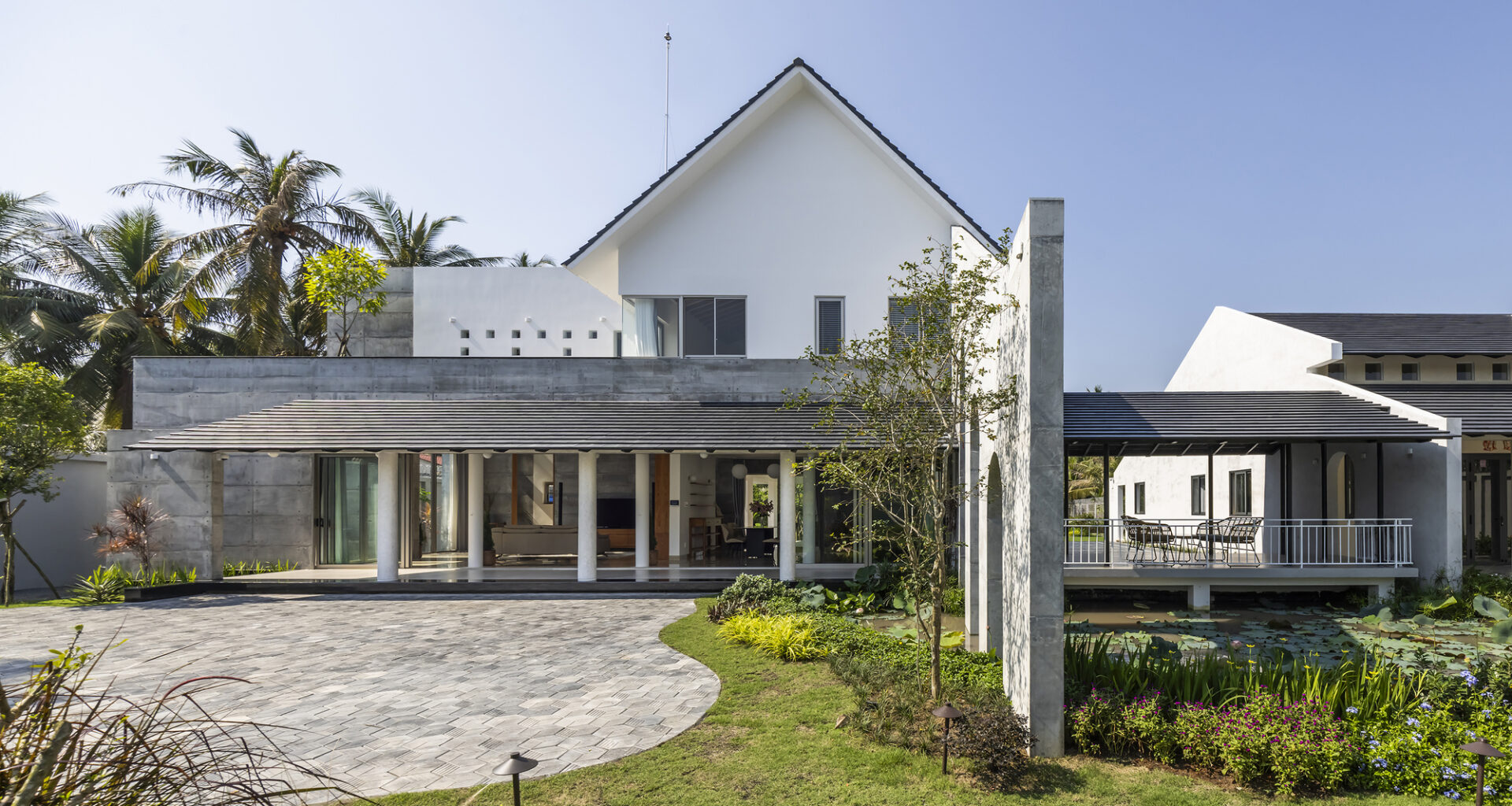 Touch House / MyAn Architects