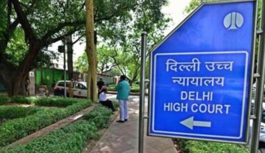 Delhi HC issues notice in plea seeking to restrain pvt schools from forcing EWS students to purchase costly non-NCERT books | Latest News Delhi