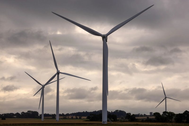 UK wind farm paid to dump half its power output