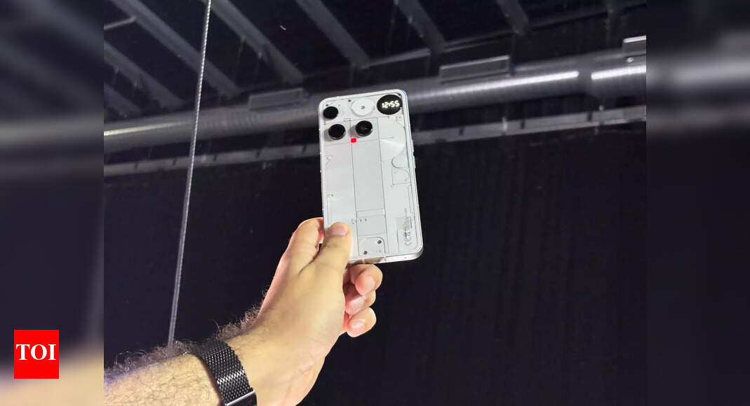 Another smartphone brand caught using professional photos as smartphone camera samples: What the company co-founder said