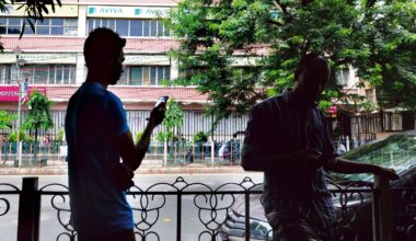Why Indians are complaining about an internet duopoly