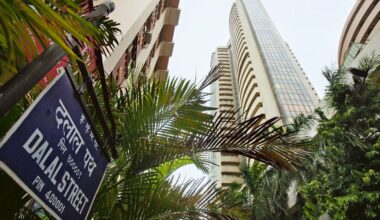 Tariff shock, expiry week. Which way will the markets go?