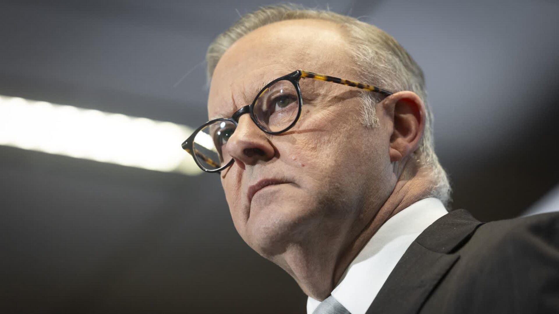 ‘Hard to hold’ hope for Labor’s economic roundtable