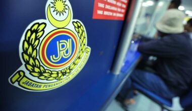 JPJ launches cashless payment via e-wallet at all counters nationwide