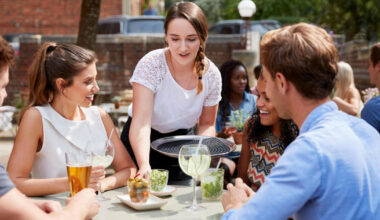 'Bottomless brunches' where unlimited free alcohol is served flouts legislation, academics claim
