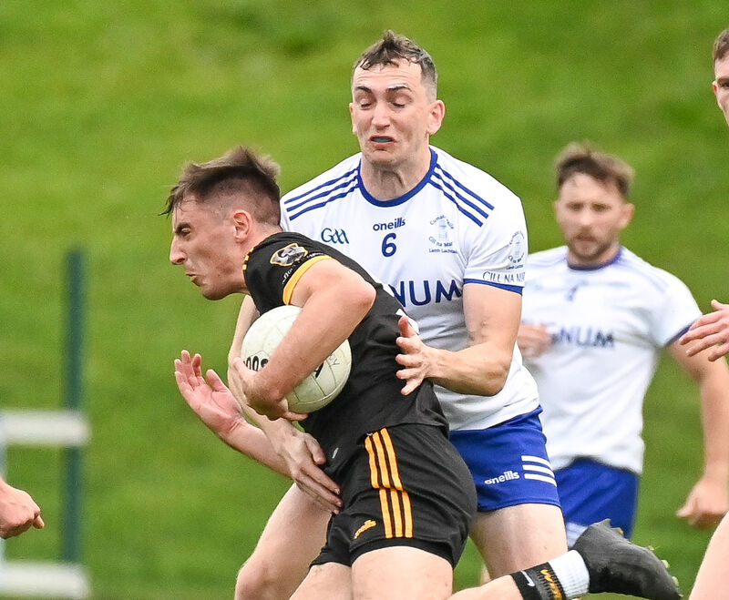  Fermoy's Greg Lardner is tackled by Sean O Foirreidhe of Cill Na Martra. Picture: David Keane.