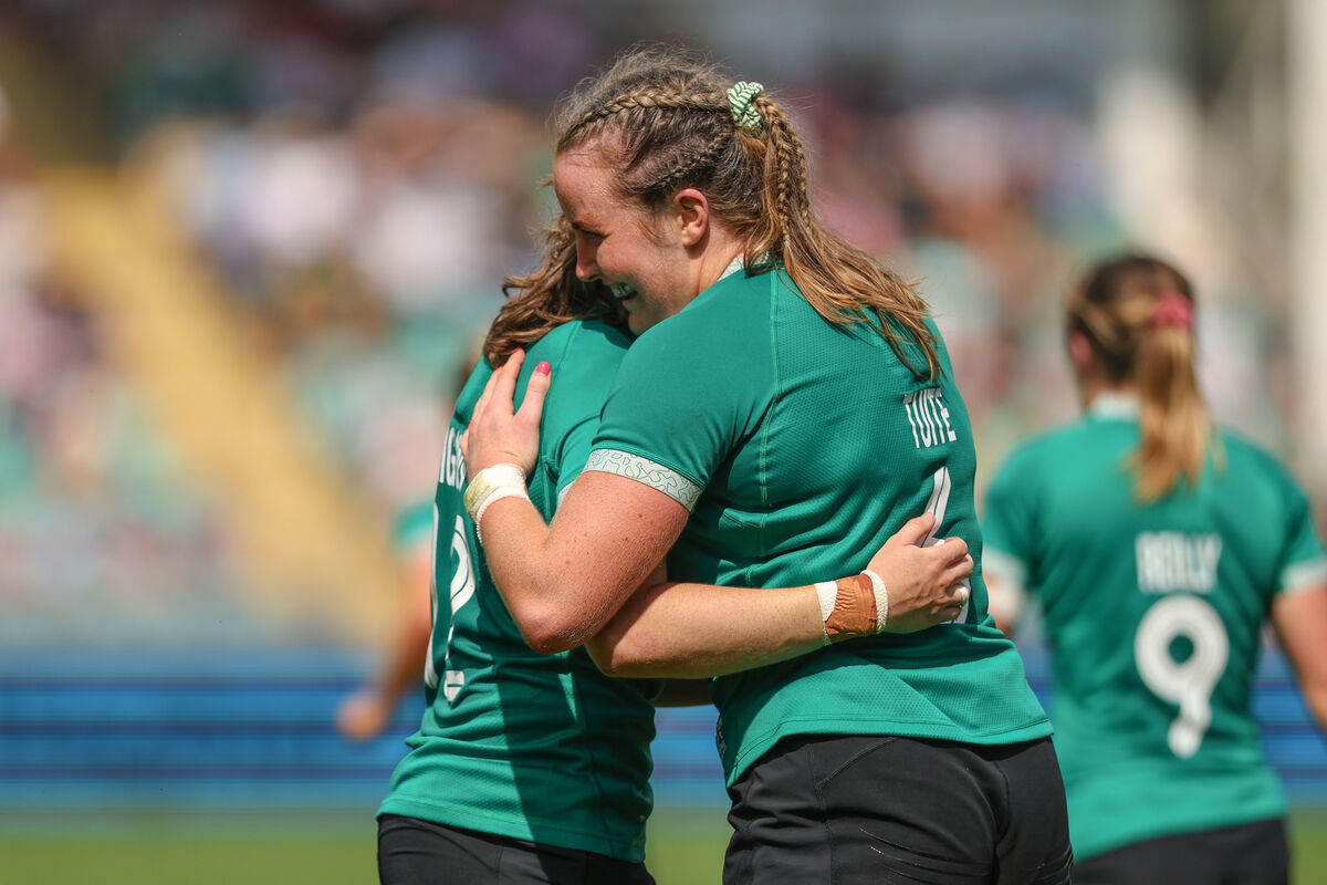 Ireland's Fiona Tuite celebrates try score with Eve Higgins. Pic: ©INPHO/Ben Brady