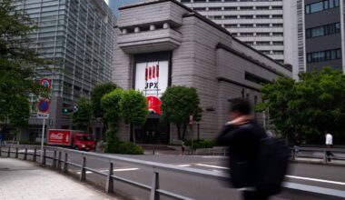 Tokyo stocks hit a fourth all-time high in six trading days