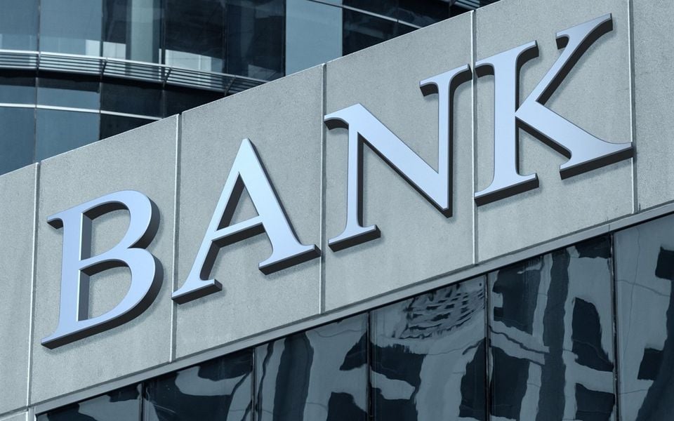 Big Greek banks’ results rival those of eurozone counterparts