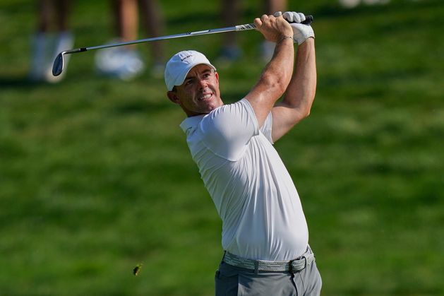 Watch: Rory McIlroy takes advantage of freak ricochet to keep Scheffler in sights in Atlanta