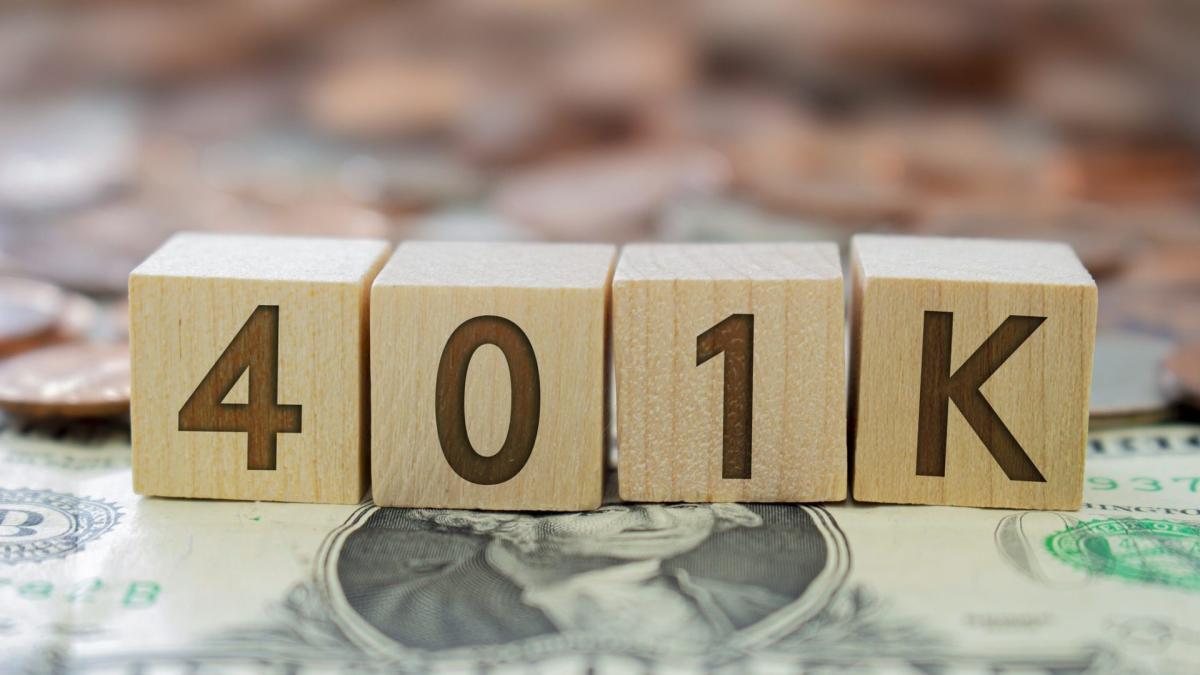 Here’s How Much You Should Have in Your 401(k) in 2025
