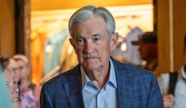 Powell Signals Fed May Cut Rates Soon Even As Inflation Risks Remain