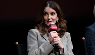 Tina Fey Reveals 'A Dirty Secret' Of 'Saturday Night Live'