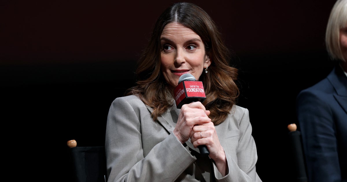 Tina Fey Reveals 'A Dirty Secret' Of 'Saturday Night Live'