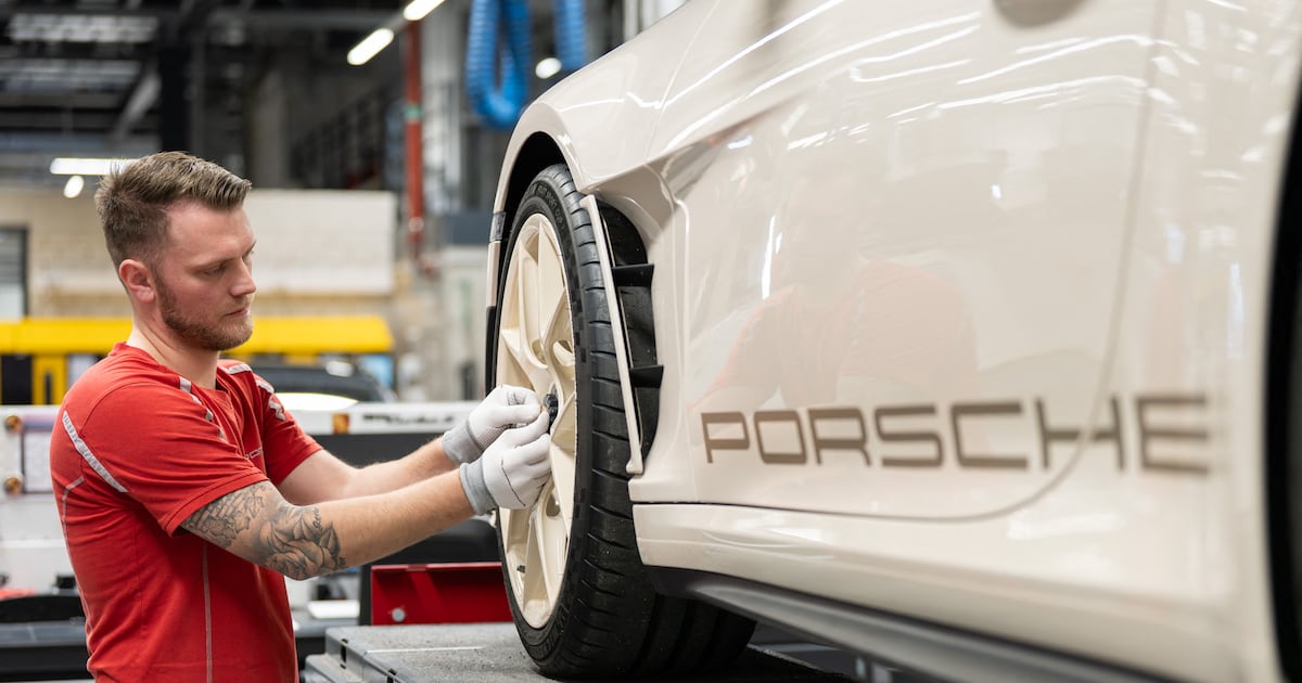 Business confidence surges in Germany but fears driven by absence of growth – The Irish Times