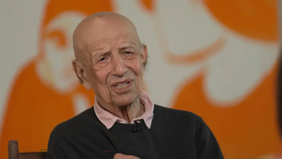 Artist Alex Katz.  / Credit: CBS News